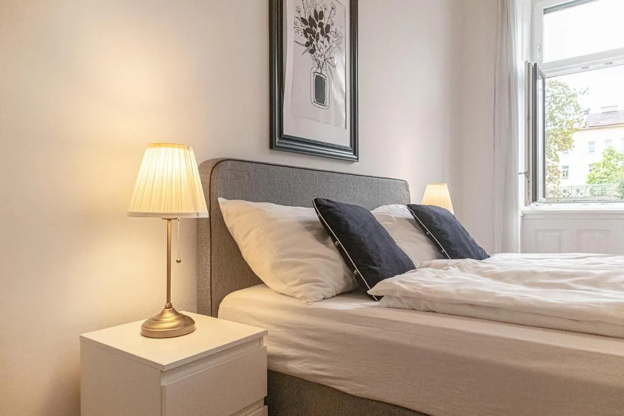 Vibrant 3Br Near Akh Hospital - Perfect For Groups Apartment Vienna