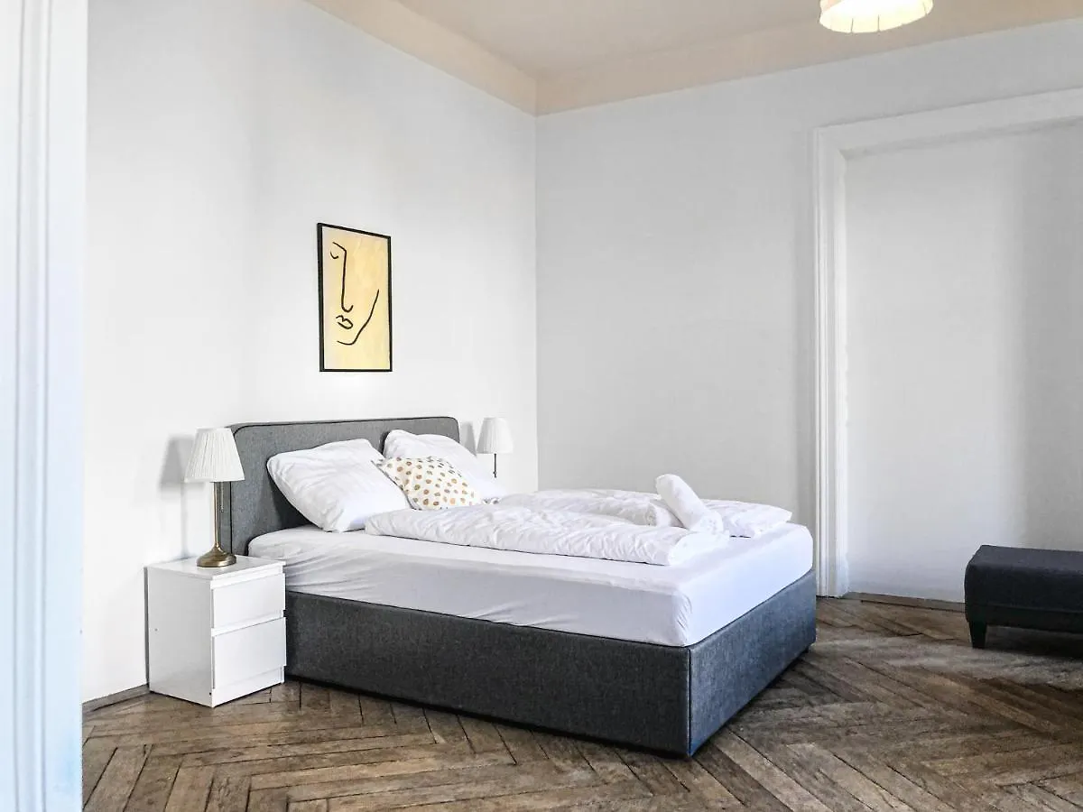 Vibrant 3Br Near Akh Hospital - Perfect For Groups Apartment Vienna
