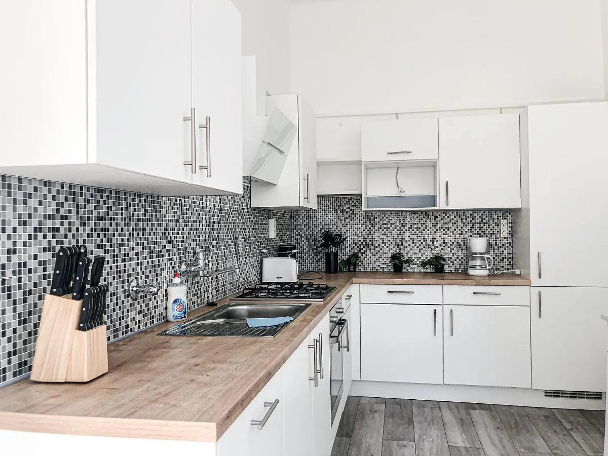 Vibrant 3Br Near Akh Hospital - Perfect For Groups Apartment Vienna Austria