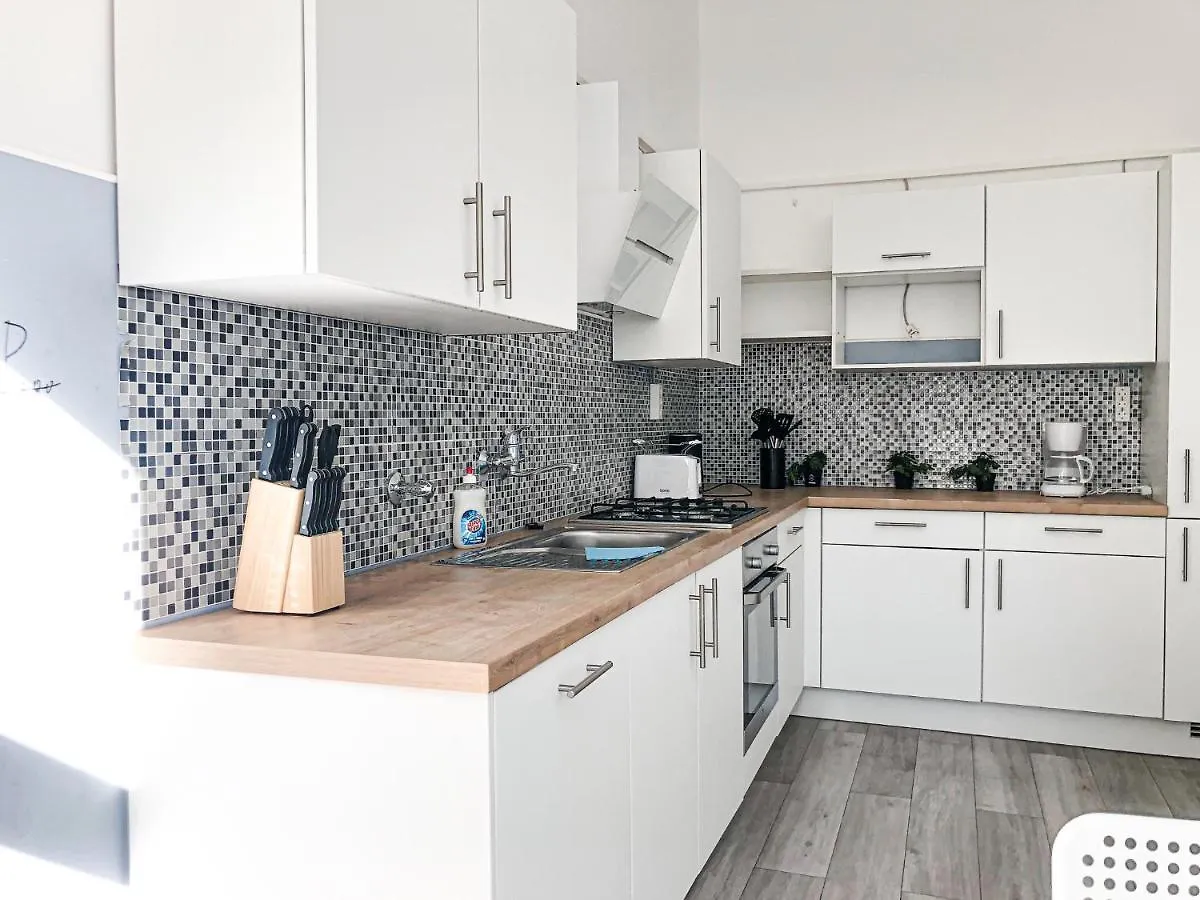Vibrant 3Br Near Akh Hospital - Perfect For Groups Apartment Vienna 0*,  Austria