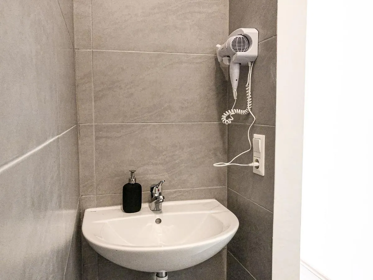 Vibrant 3Br Near Akh Hospital - Perfect For Groups Apartment Vienna 0*,  Austria