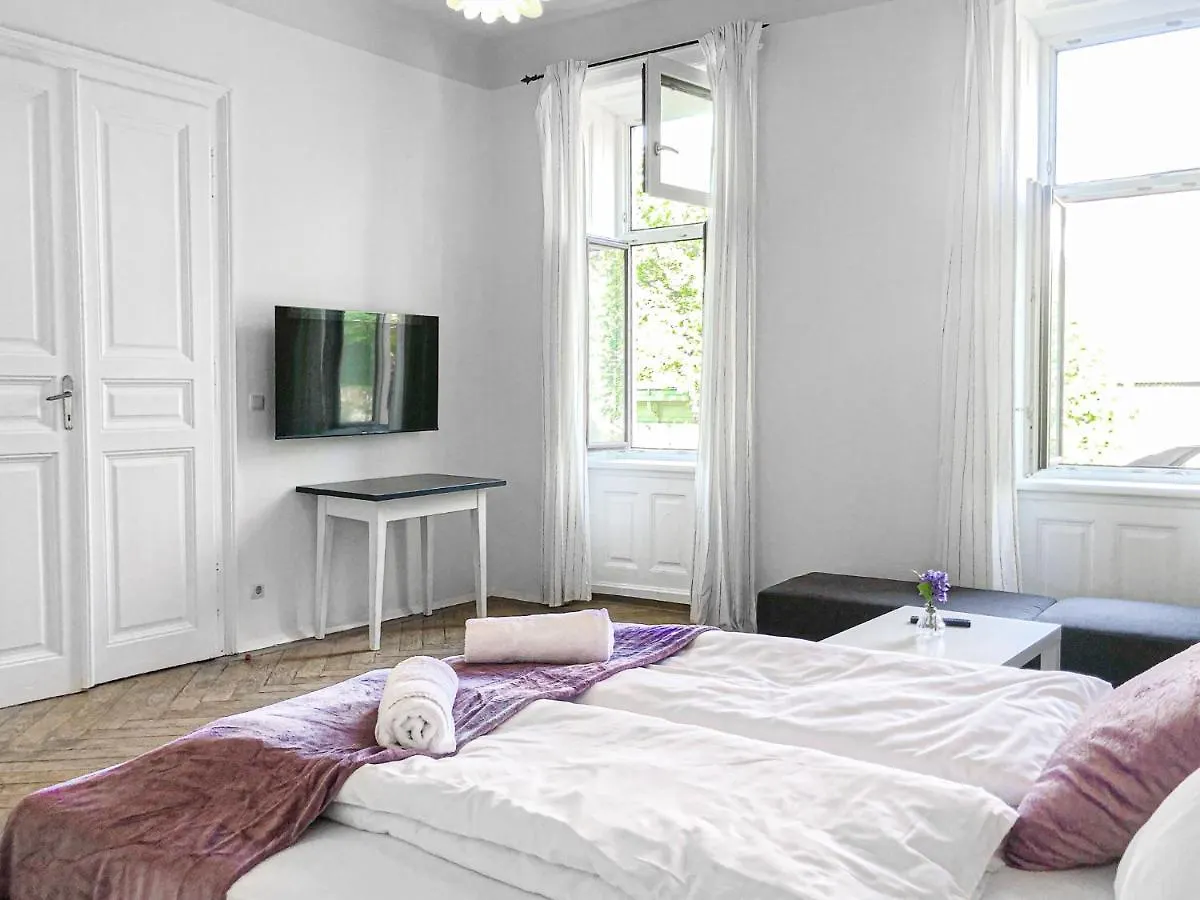 Vibrant 3Br Near Akh Hospital - Perfect For Groups Apartment Vienna Austria
