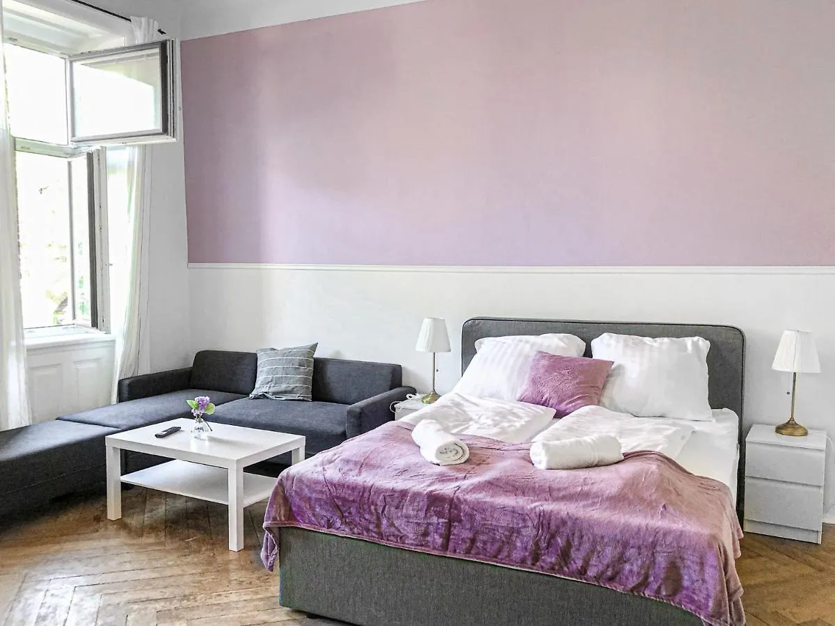 Vibrant 3Br Near Akh Hospital - Perfect For Groups Apartment Vienna