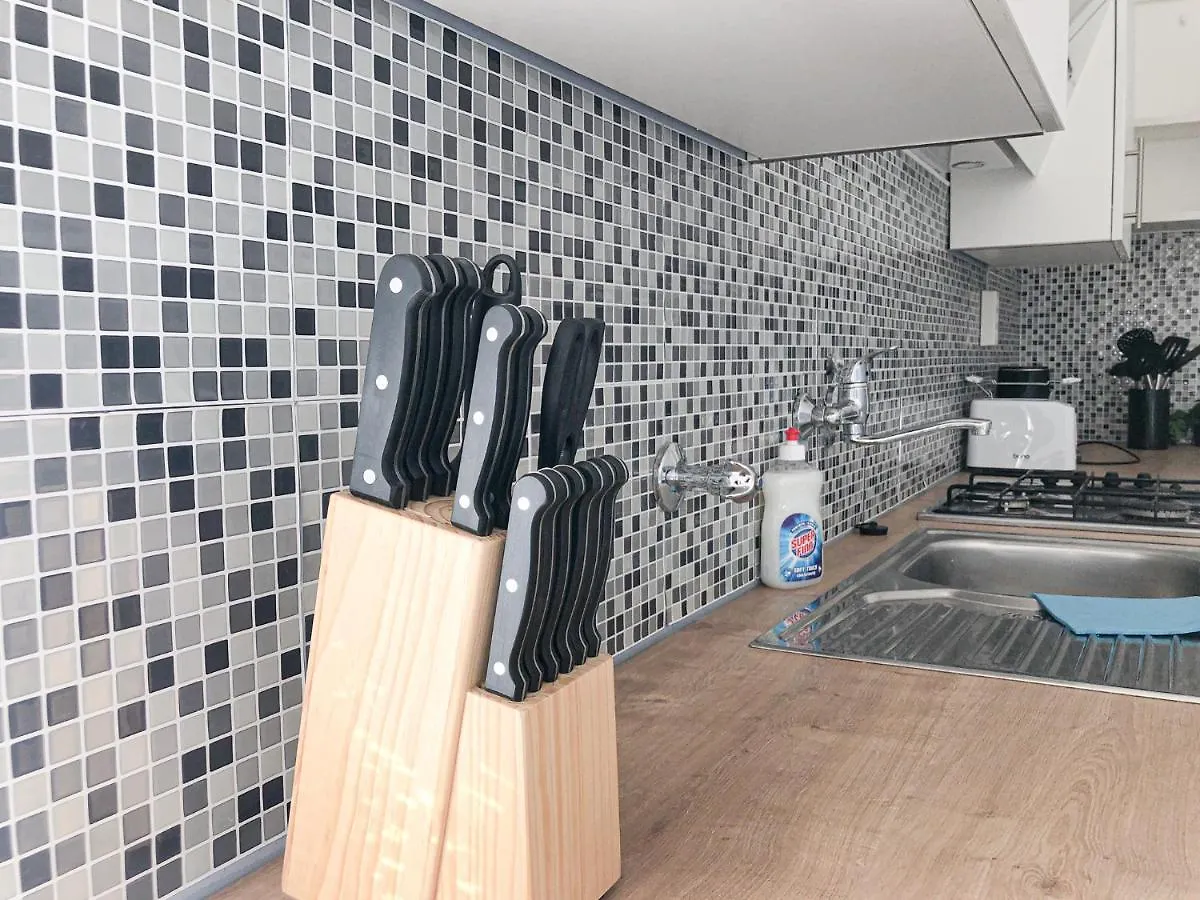 Vibrant 3Br Near Akh Hospital - Perfect For Groups Apartment Vienna