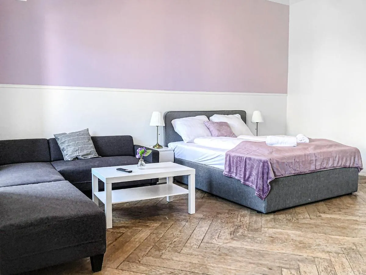 Vibrant 3Br Near Akh Hospital - Perfect For Groups Apartment Vienna